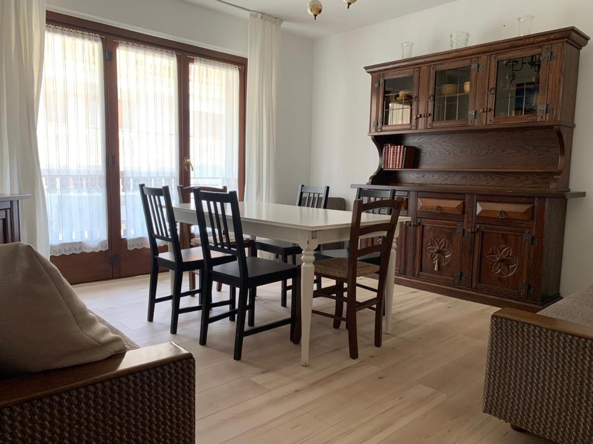 Residence Alpen Casavacanze Pinzolo Bagian luar foto