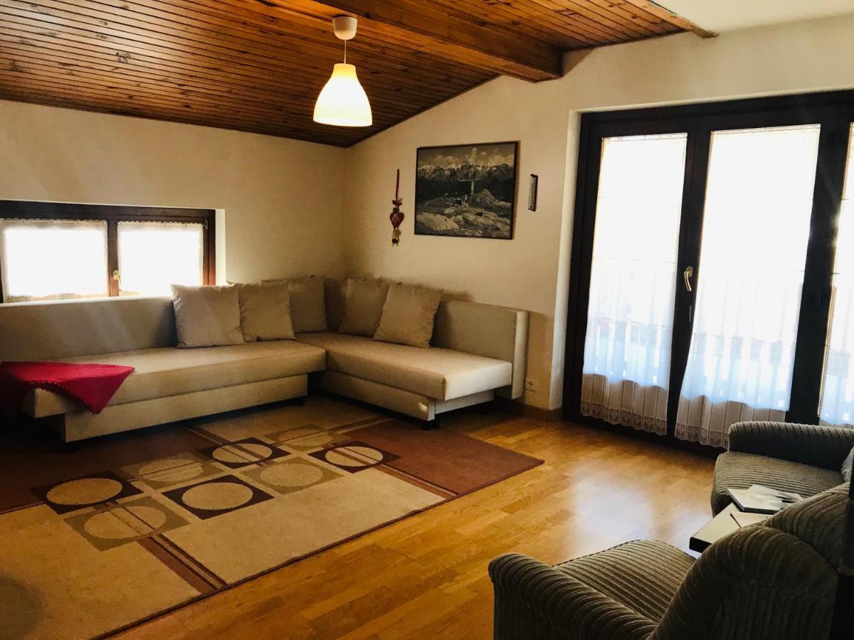 Residence Alpen Casavacanze Pinzolo Bagian luar foto