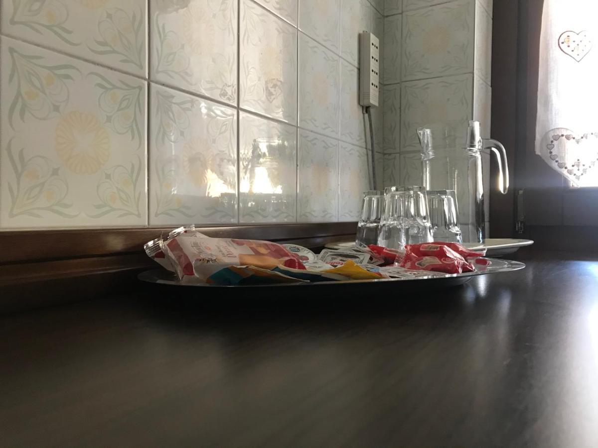 Residence Alpen Casavacanze Pinzolo Bagian luar foto